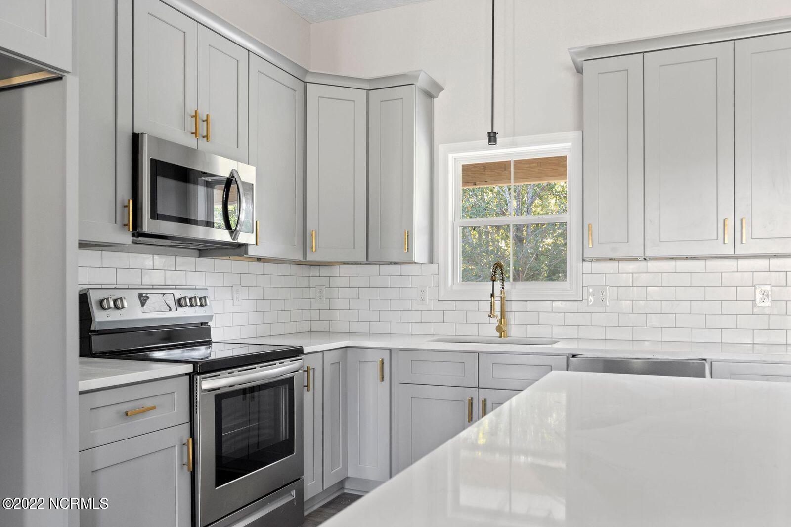 2022 Brooklyn Lane Rockingham, NC 28379 - Photo 3 of 19 Brooklyn Kitchen 2