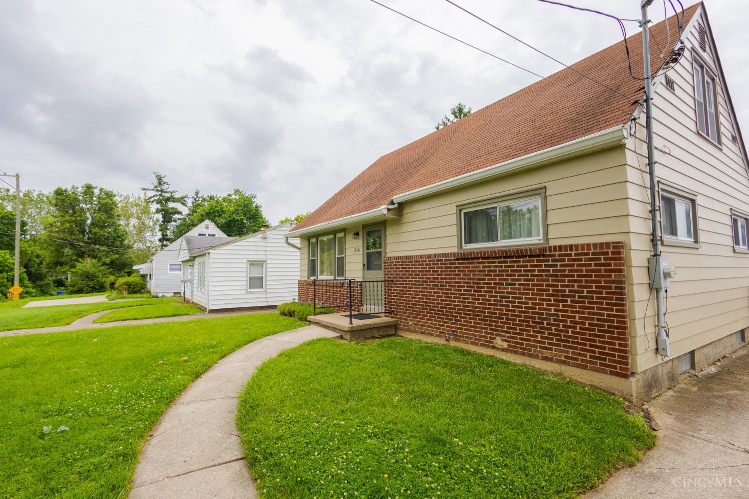 8341 Pippin Road Cincinnati, OH 45239 - Photo 5 of 26