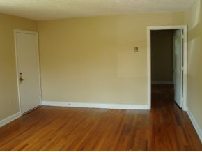 112 Hickory Road Bristol, TN 37620 - Photo 3 of 14 Photo 3