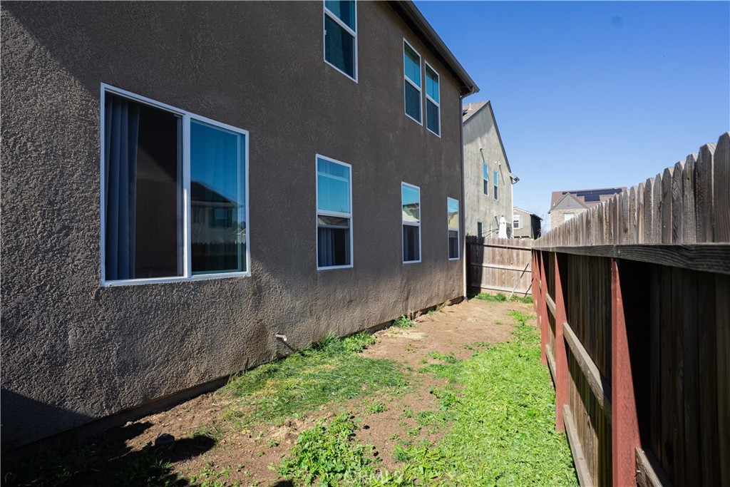 161 Sullivan Drive Merced, CA 95348 - Photo 27 of 34