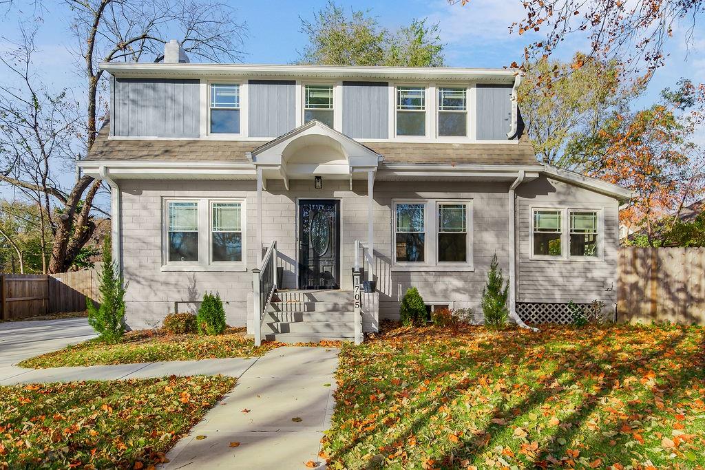 1705 Southwest Walnut Street Blue Springs, MO 64015 - Photo 2 of 40