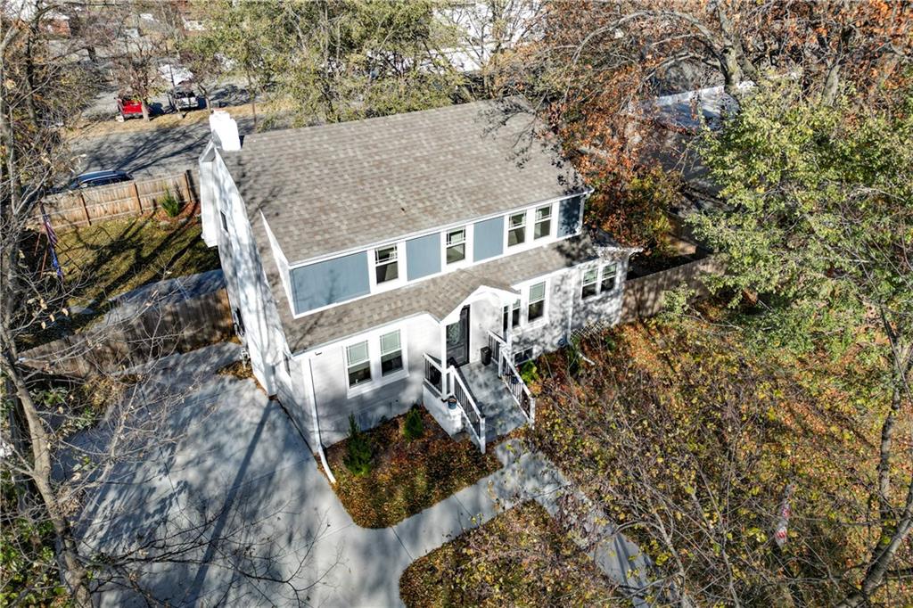 1705 Southwest Walnut Street Blue Springs, MO 64015 - Photo 3 of 40