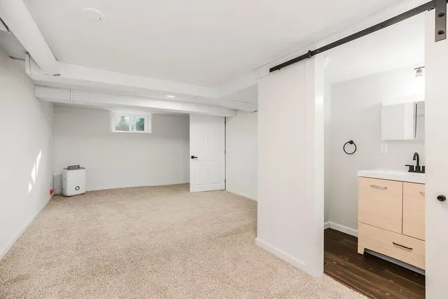 $370,000 | 1705 Southwest Walnut Street, Blue Springs, MO 64015