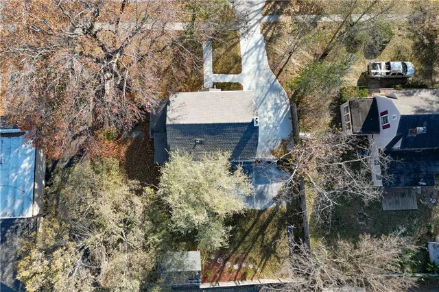 $370,000 | 1705 Southwest Walnut Street, Blue Springs, MO 64015