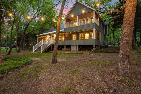 $699,000 | 2000 North Lake Drive, Greenville, TX 75402