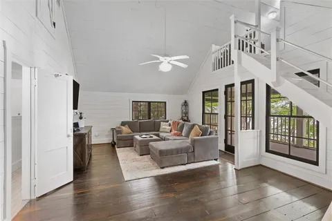 $699,000 | 2000 North Lake Drive, Greenville, TX 75402