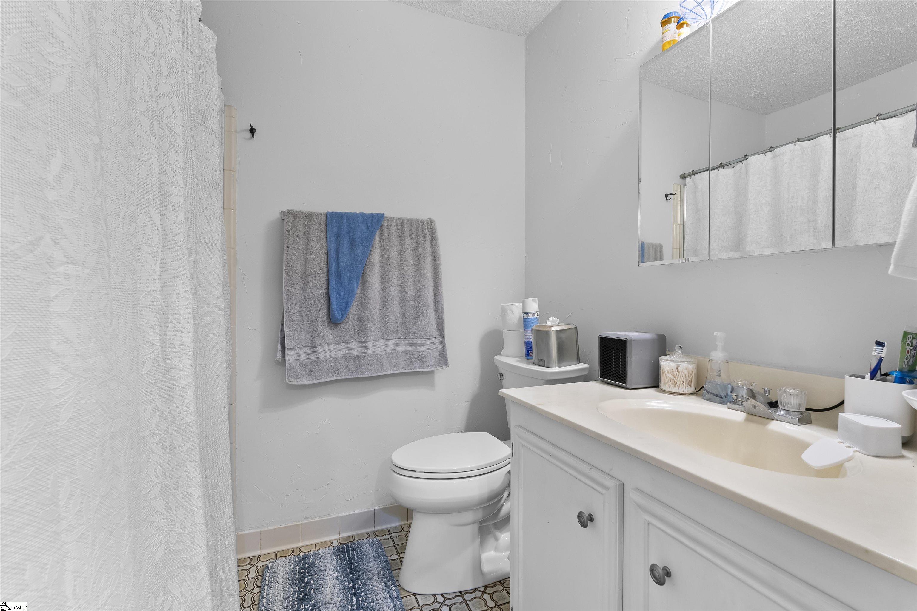400 Hudson Farm Road Greer, SC 29650 - Photo 28 of 34 Gallery Image 28