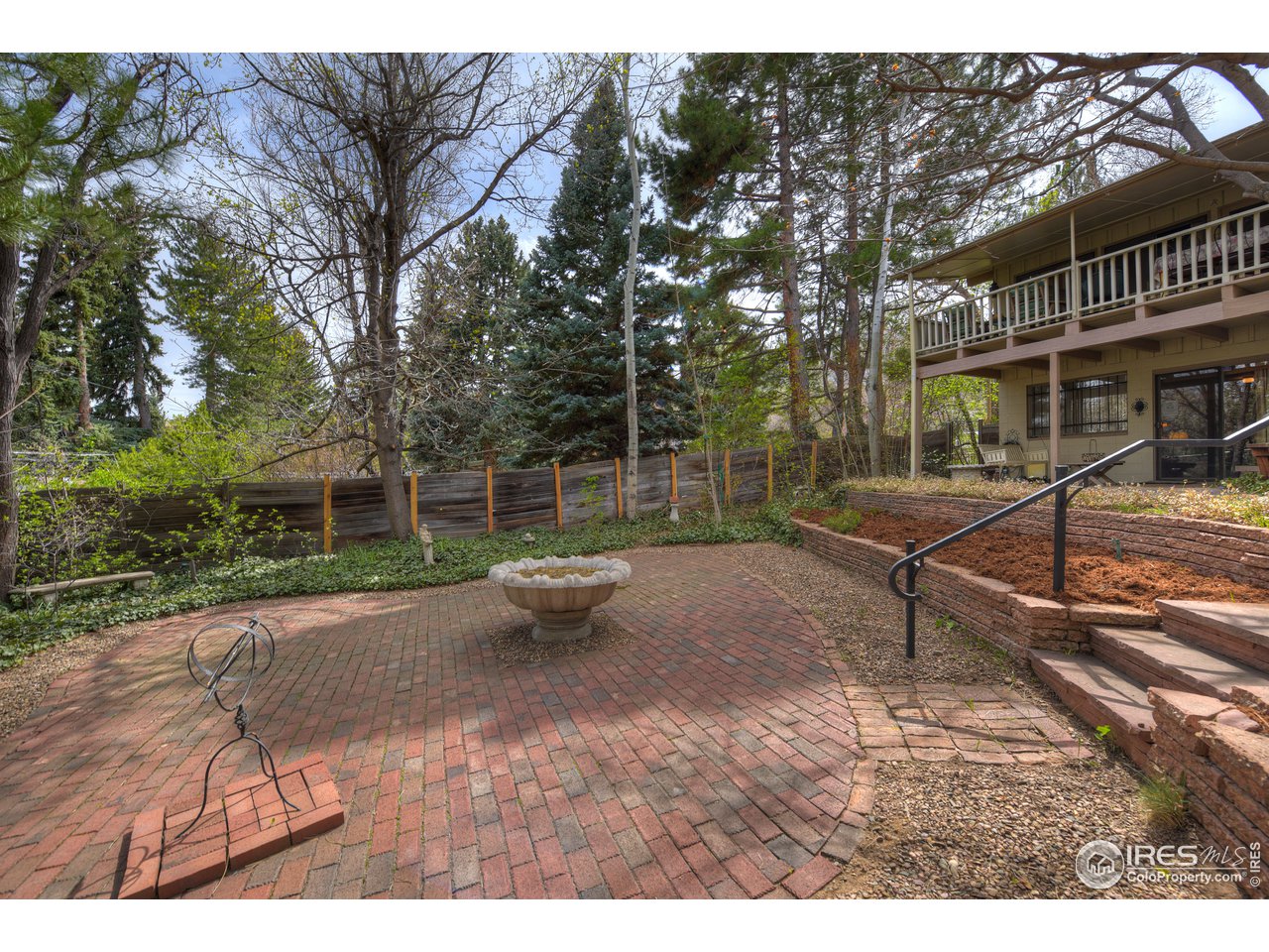 550 13th Street Boulder, CO 80302 - Photo 19 of 26 a view of a backyard with sitting area