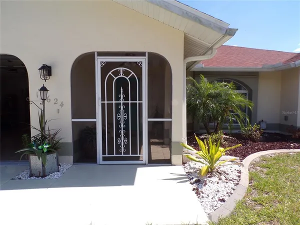 $4,000 | 15624 Hennipen Circle, Port Charlotte, FL 33981