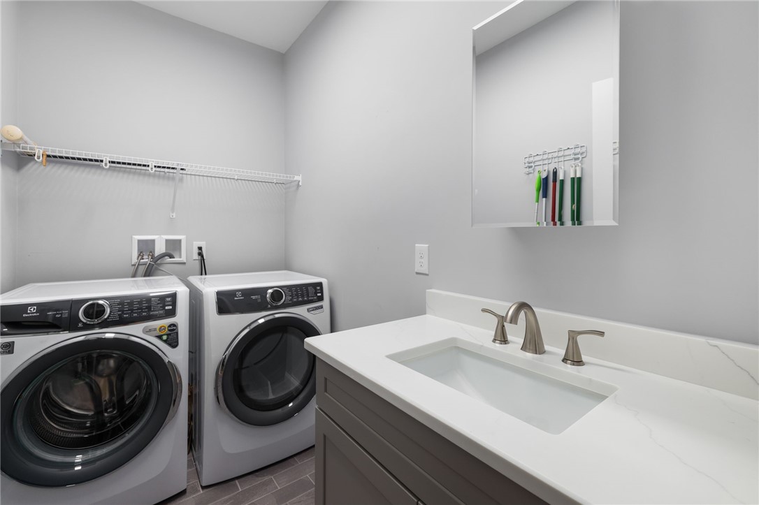 107 Old River Road, Unit 120 Lincoln, RI 02865 - Photo 38 of 50