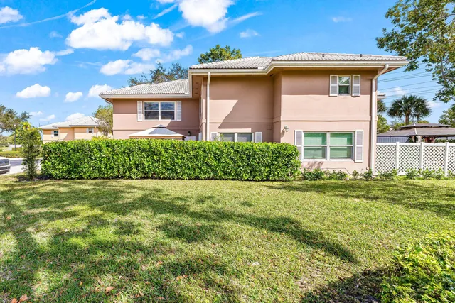$338,000 | 3136 Kingston Court, West Palm Beach, FL 33409