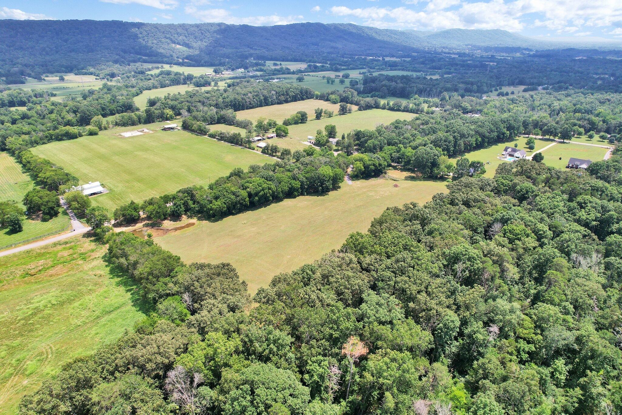 1 Snow Hill Road Ooltewah, TN 37363 - Photo 11 of 17 Gallery Image 11