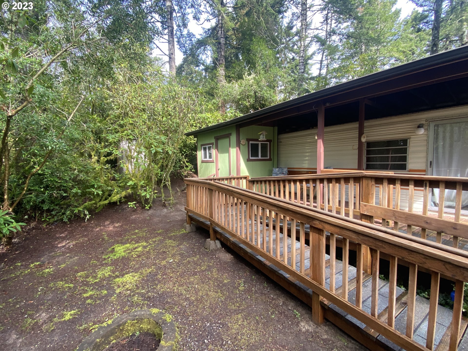 71 Castaway Cove Florence, OR 97439 - Photo 12 of 16