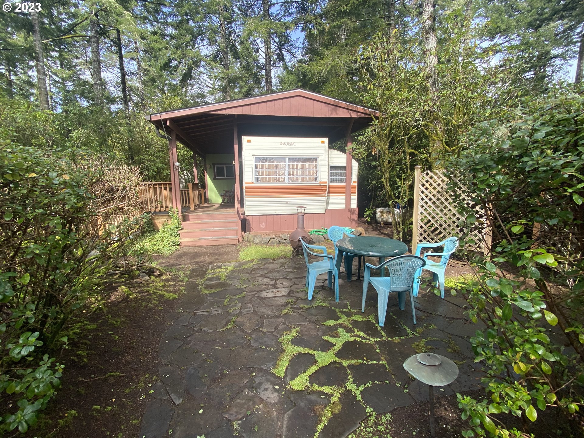 71 Castaway Cove Florence, OR 97439 - Photo 2 of 16