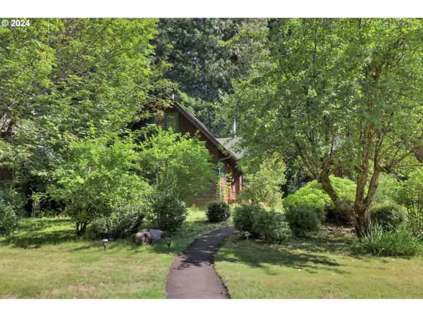 $475,000 | 56411 McKenzie Highway, Unit 6, Blue River, OR 97413