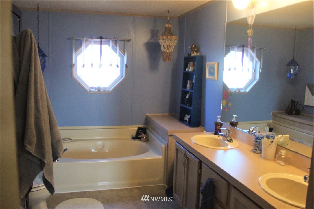 8253 Scott Road Northeast Moses Lake, WA 98837 - Photo 9 of 9