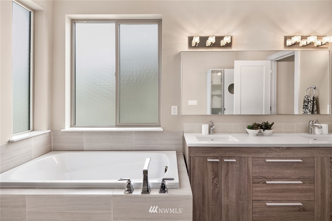 321 South 47th Street, Unit A Renton, WA 98055 - Photo 14 of 23 Gallery Image 14