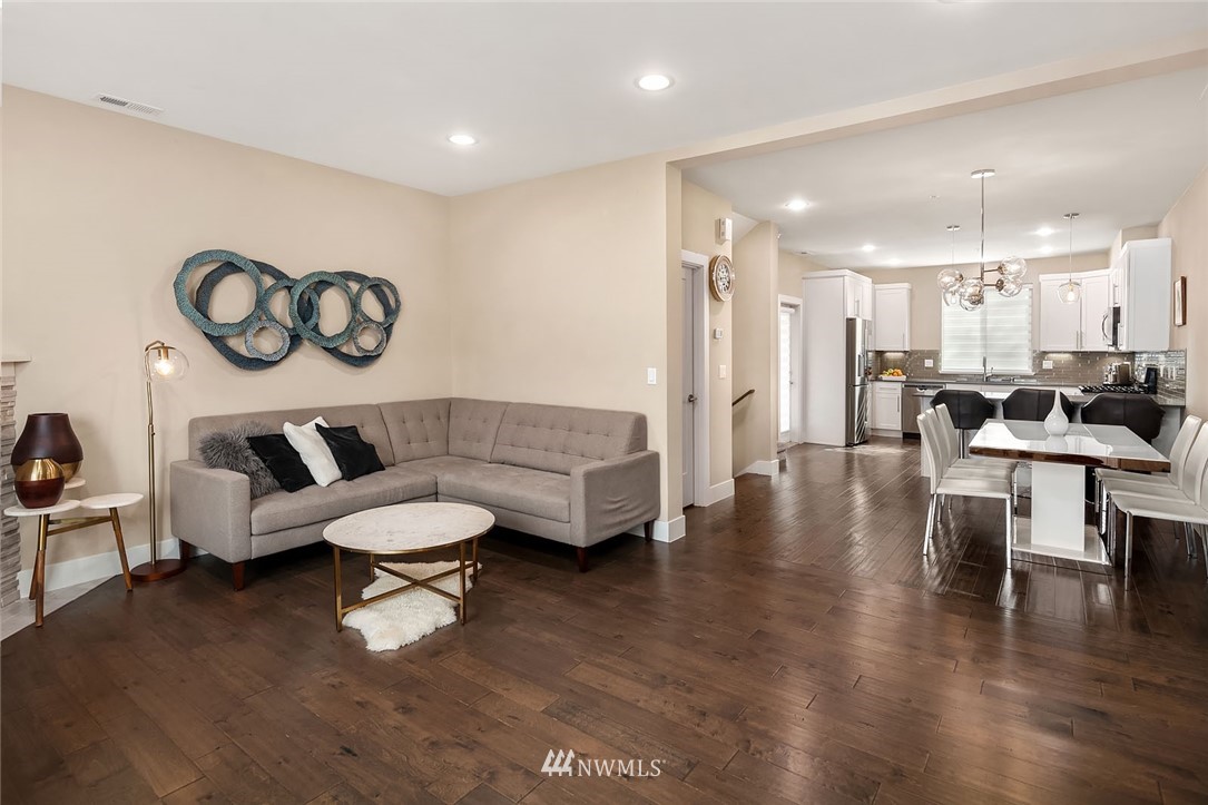 321 South 47th Street, Unit A Renton, WA 98055 - Photo 10 of 23 Gallery Image 10