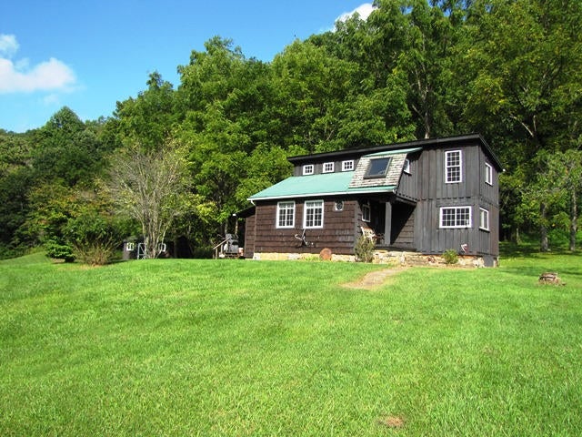212 Dry Pond School Road Lindside, WV 24951 - Photo 2 of 38 Gallery Image 2
