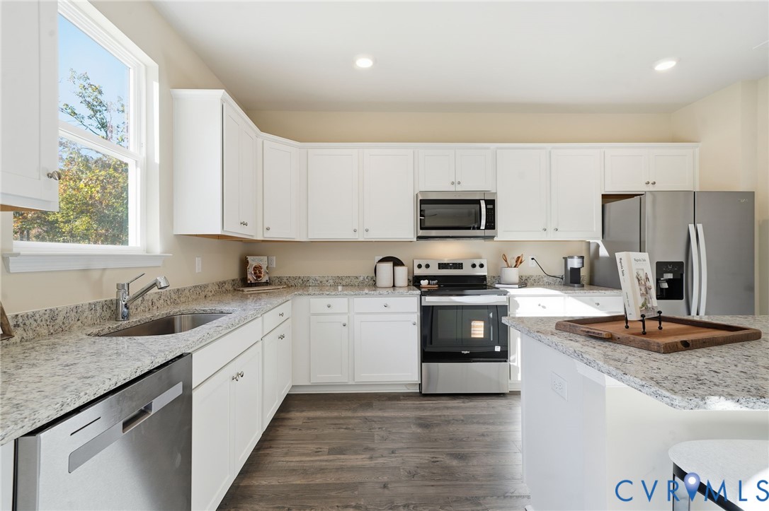 6338 Sterling Way Ruther Glen, VA 22546 - Photo 7 of 47