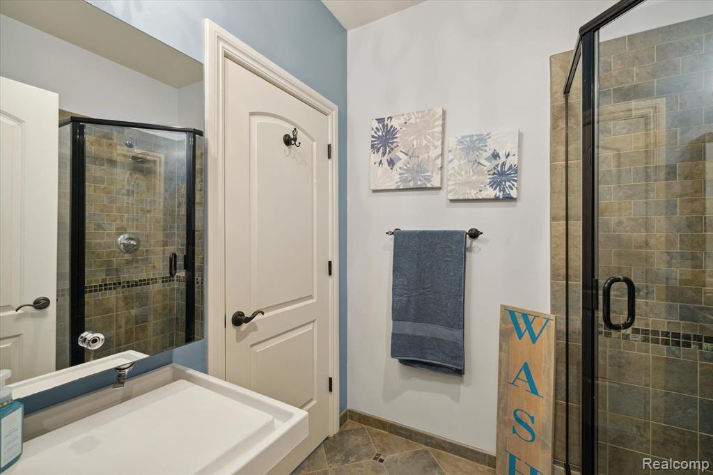10205 Fenton Road Fenton, MI 48430 - Photo 60 of 96