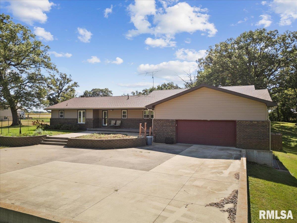 10522 West Lancaster Road Mapleton, IL 61547 - Photo 4 of 67