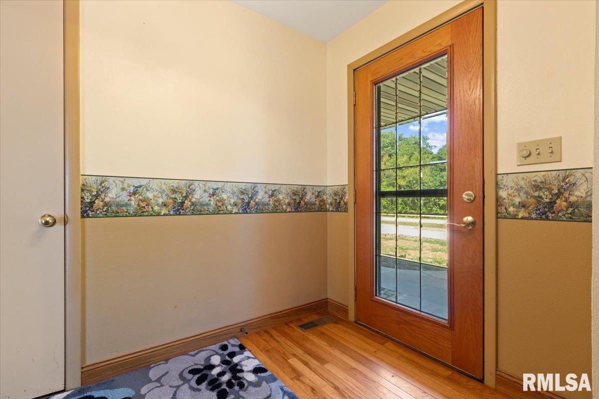 10522 West Lancaster Road Mapleton, IL 61547 - Photo 7 of 67