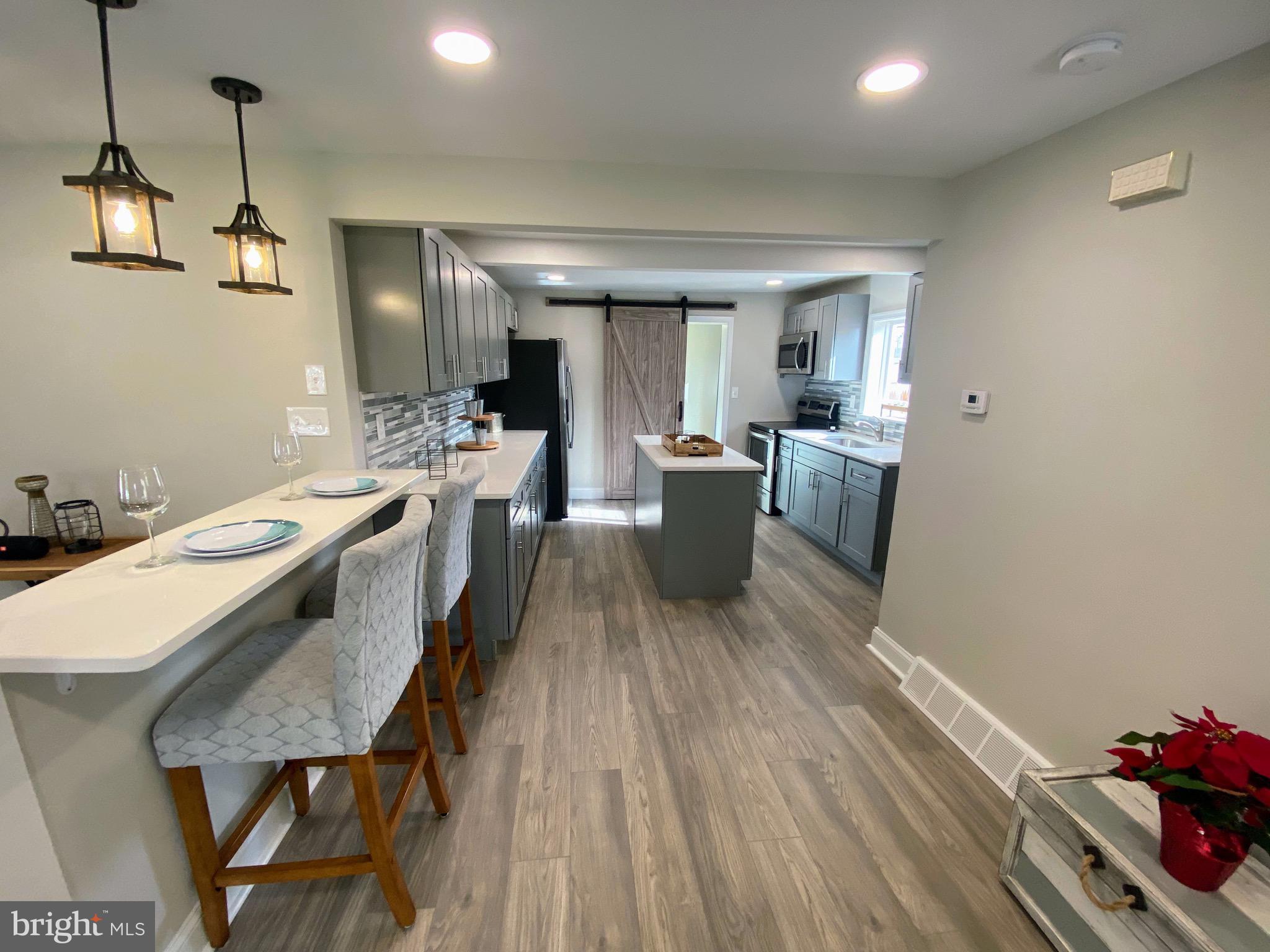 203 Spring Avenue Croydon, PA 19021 - Photo 12 of 38 Dining Room/Kitchen
