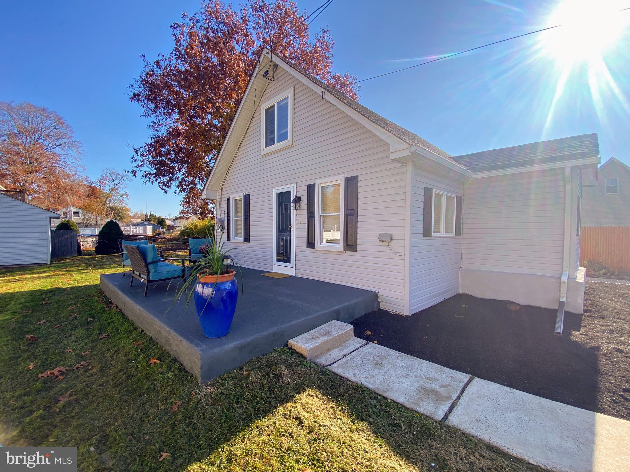 203 Spring Avenue Croydon, PA 19021 - Photo 9 of 38 Exterior 10'x22' Concrete Patio