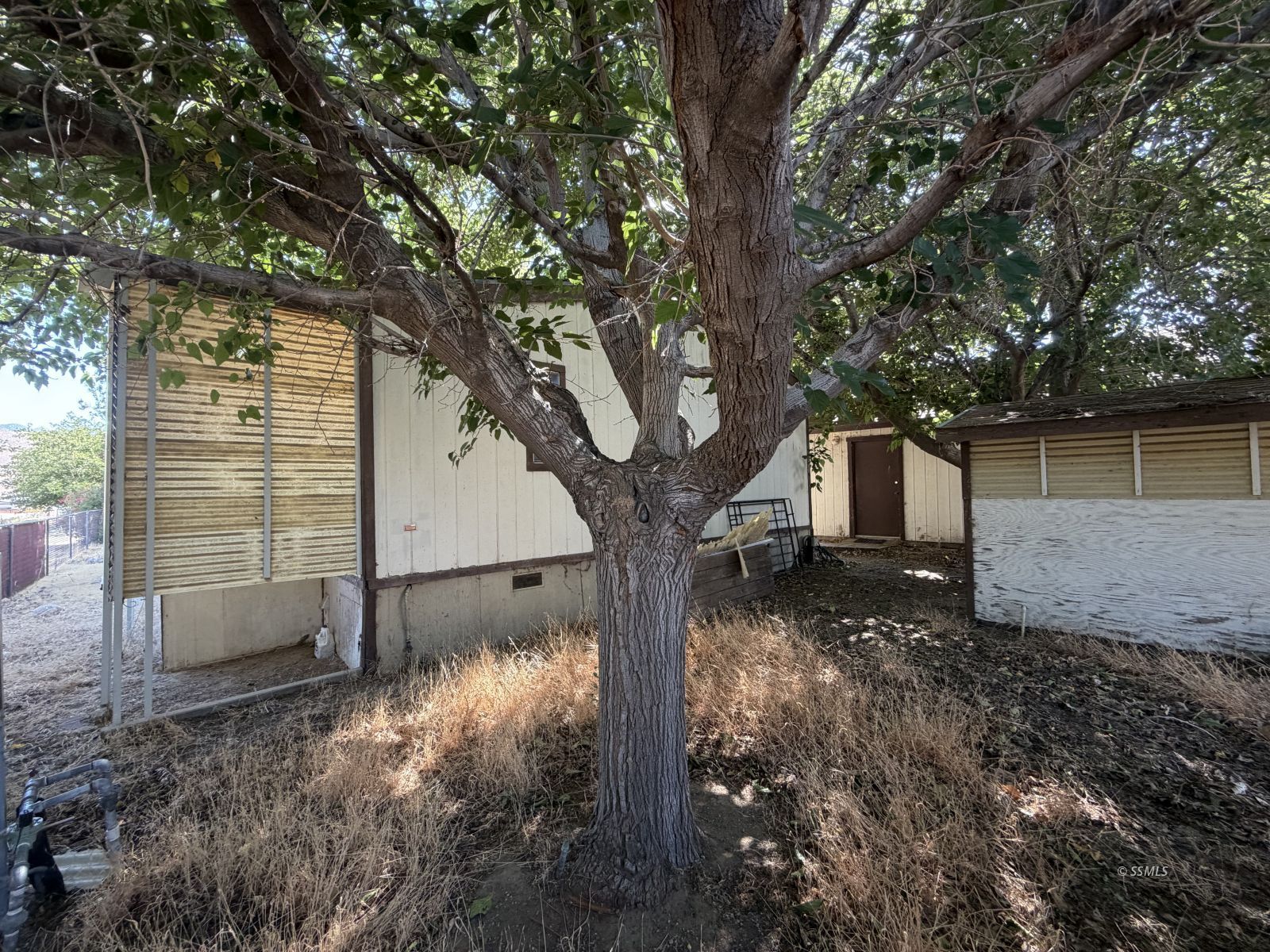 5205 Shawnee Road Weldon, CA 93283 - Photo 30 of 32