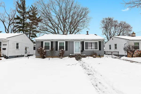 $2,350 | 4521 Thorncroft Avenue, Royal Oak, MI 48073