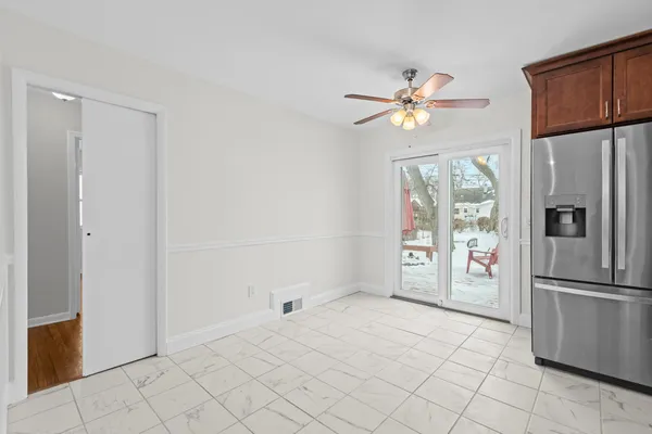 $2,350 | 4521 Thorncroft Avenue, Royal Oak, MI 48073