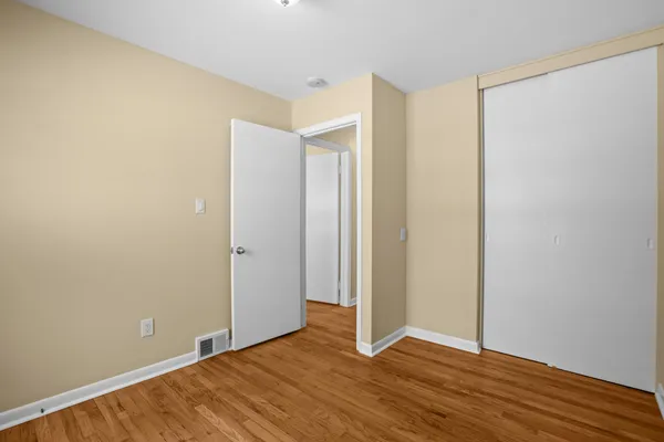 $2,350 | 4521 Thorncroft Avenue, Royal Oak, MI 48073