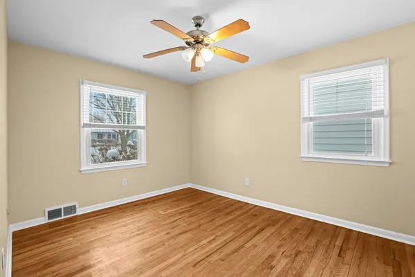 $2,350 | 4521 Thorncroft Avenue, Royal Oak, MI 48073