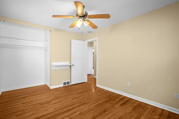 $2,350 | 4521 Thorncroft Avenue, Royal Oak, MI 48073