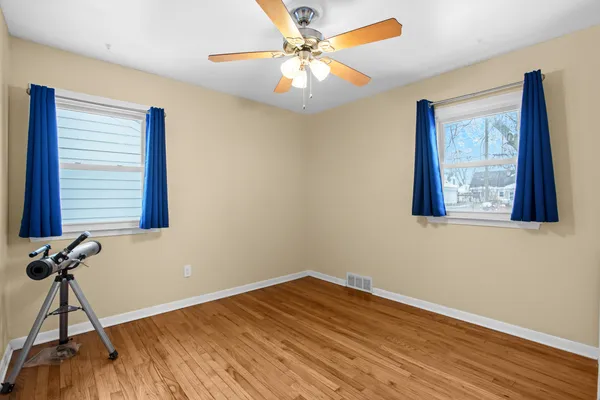 $2,350 | 4521 Thorncroft Avenue, Royal Oak, MI 48073