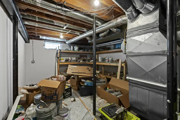 $2,350 | 4521 Thorncroft Avenue, Royal Oak, MI 48073