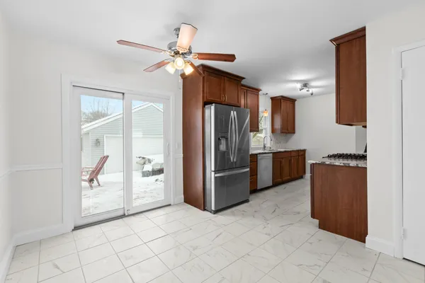 $2,350 | 4521 Thorncroft Avenue, Royal Oak, MI 48073