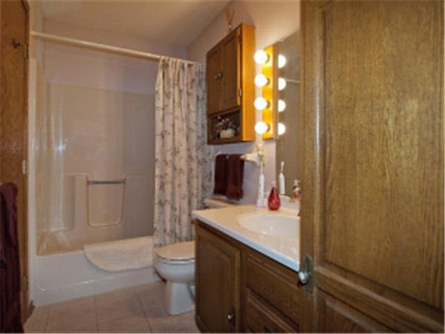 1828 36th Avenue Southeast Rochester, MN 55904 - Photo 11 of 27 Gallery Image 11