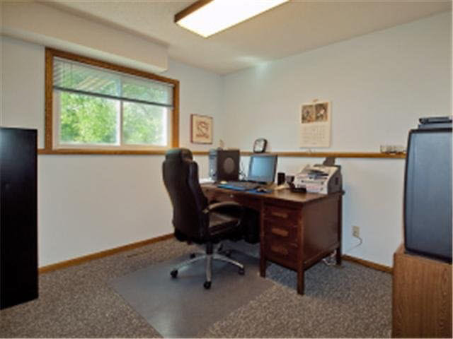 1828 36th Avenue Southeast Rochester, MN 55904 - Photo 18 of 27 Gallery Image 18