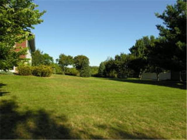 1828 36th Avenue Southeast Rochester, MN 55904 - Photo 2 of 27 Gallery Image 2