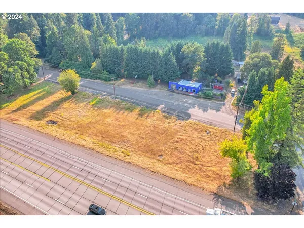 a view of a backyard and a lake view