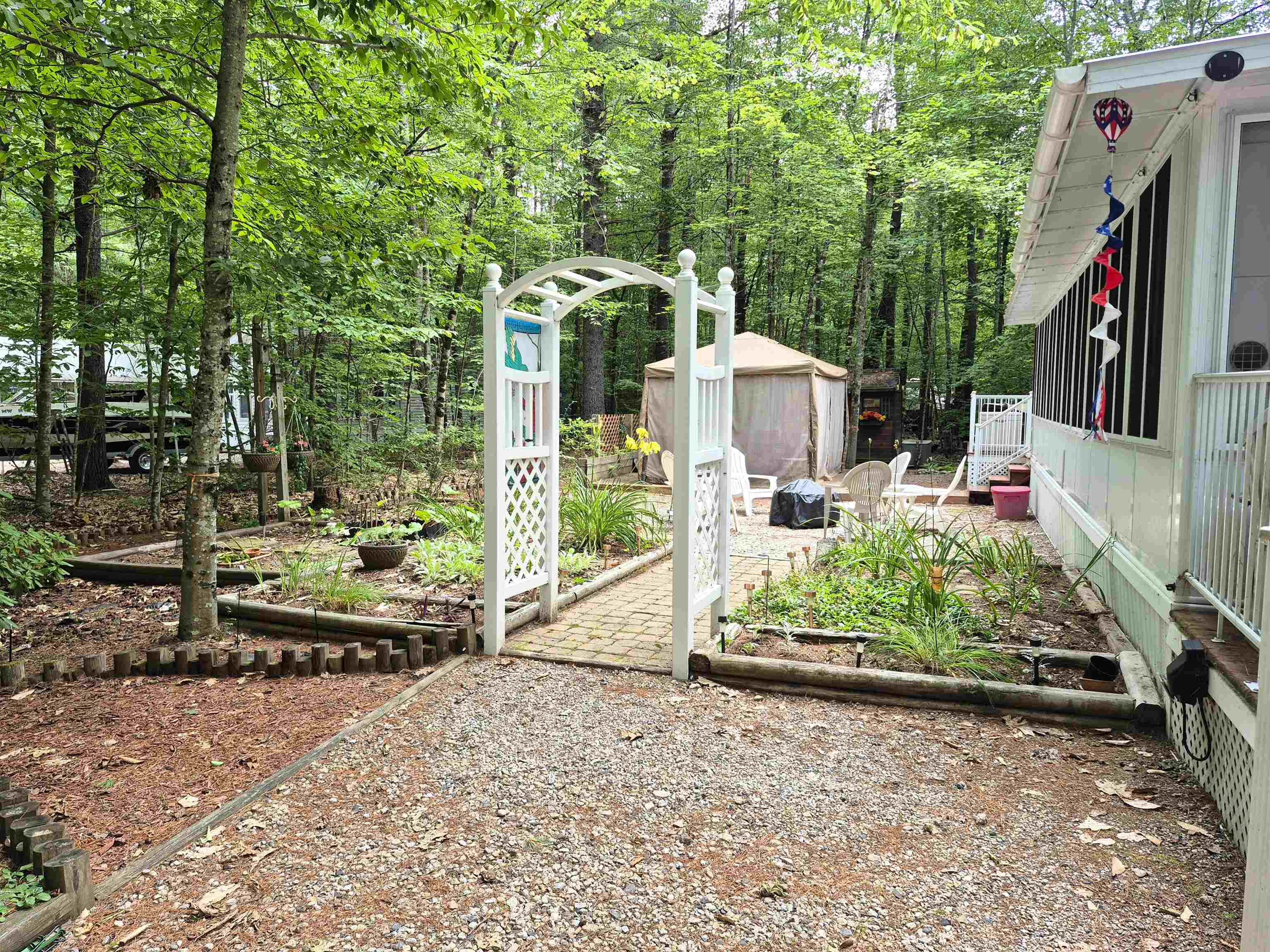 40 Pine Road East Wakefield, NH 03830 - Photo 4 of 52