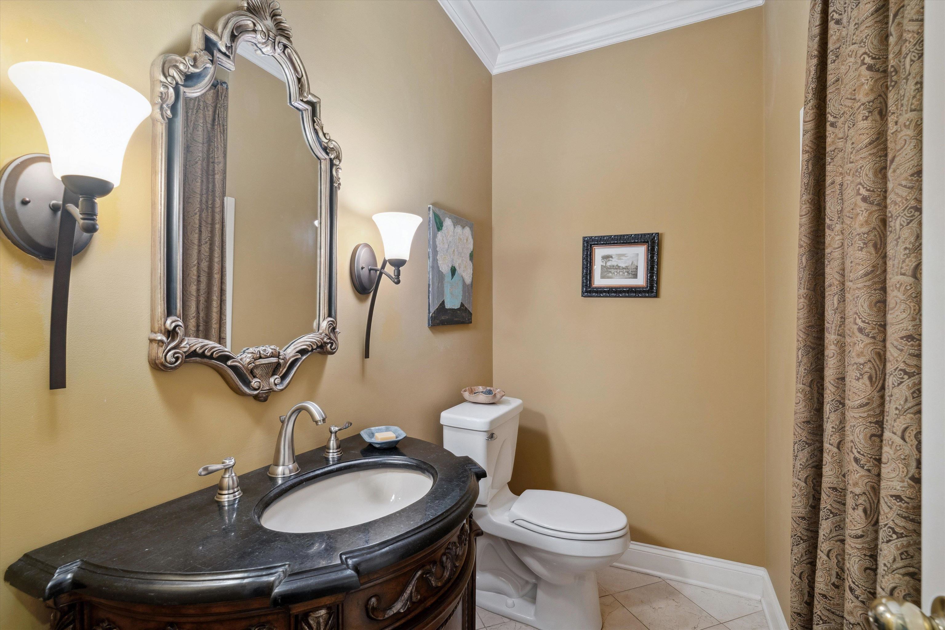 928 West Powell Road Collierville, TN 38017 - Photo 15 of 37 Located across the hall from the office