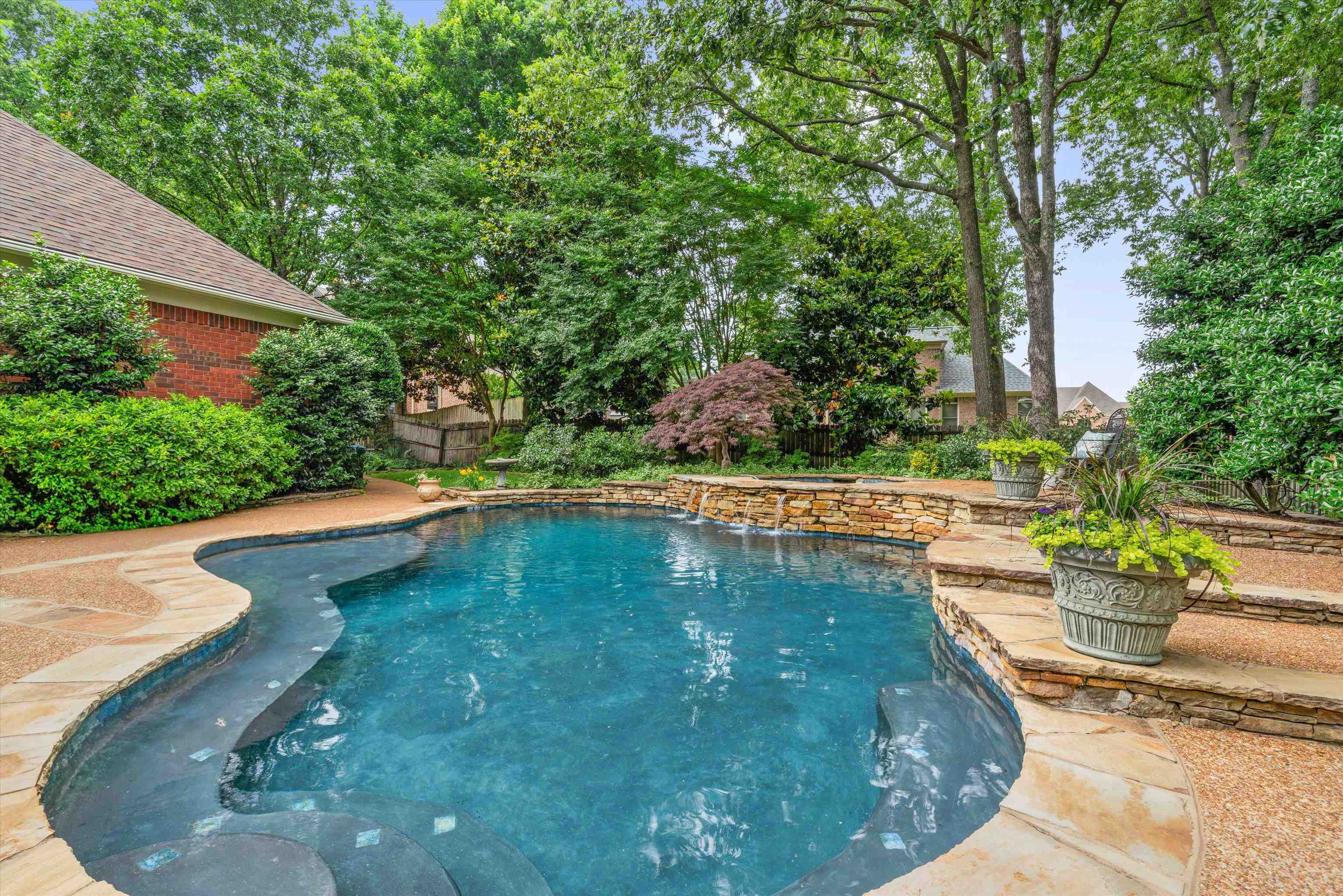 928 West Powell Road Collierville, TN 38017 - Photo 33 of 37 Gallery Image 33