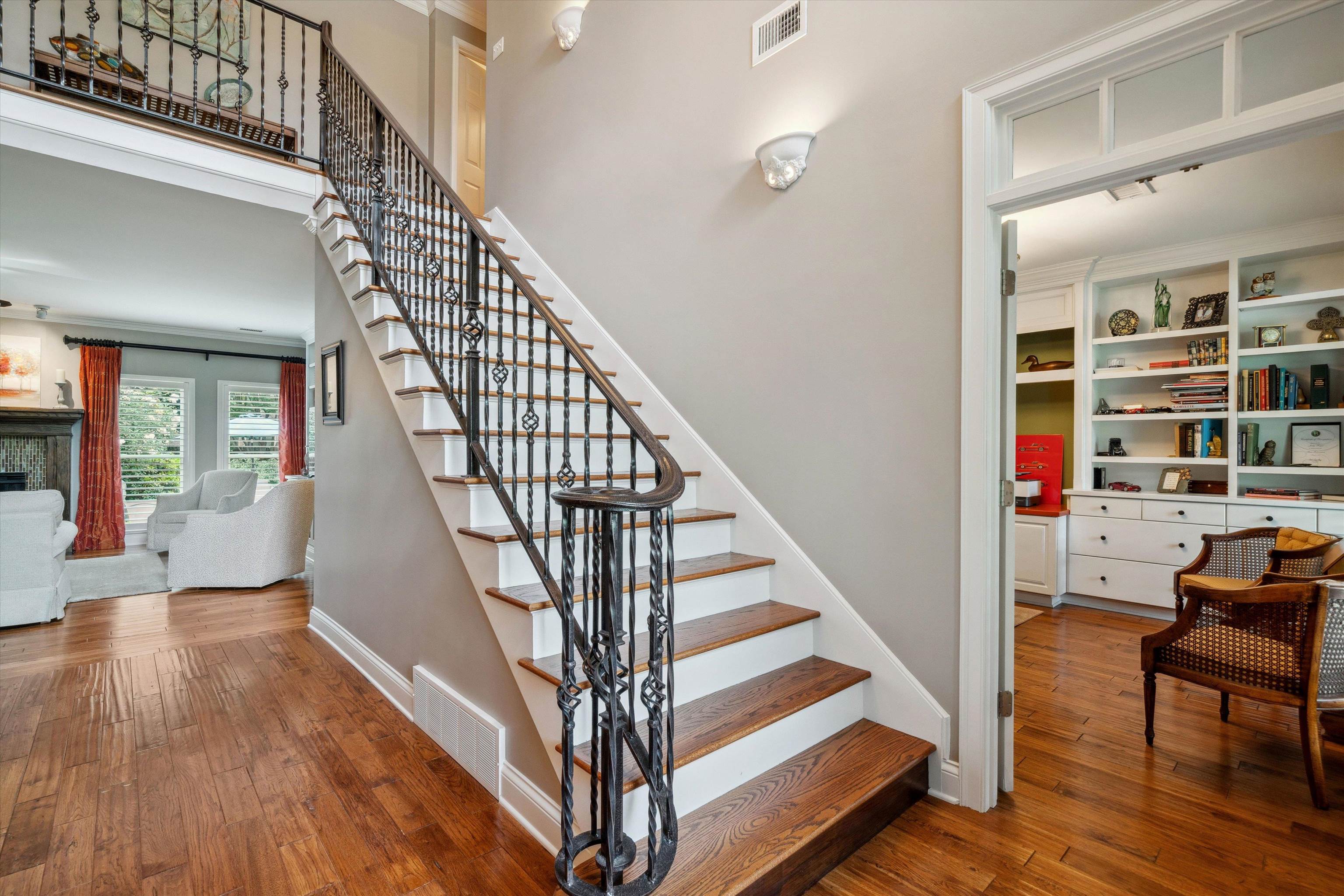 928 West Powell Road Collierville, TN 38017 - Photo 4 of 37 Gallery Image 4