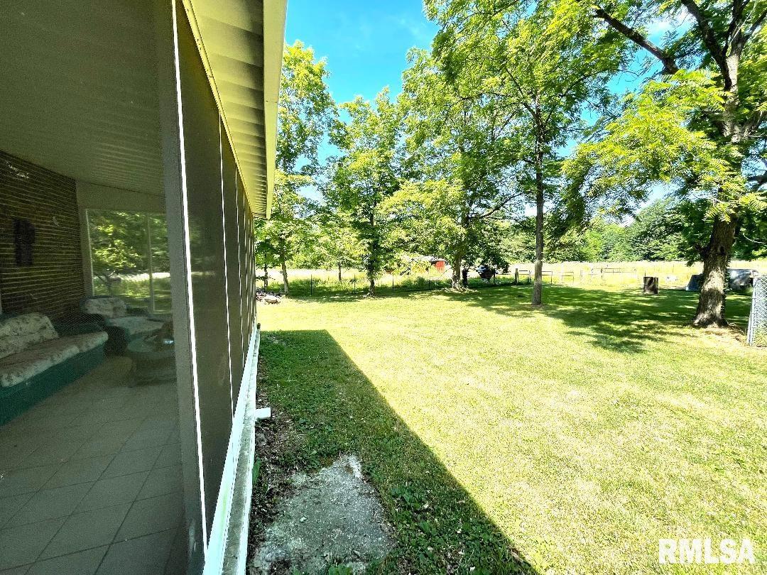 4530 East Carpenter Road Centralia, IL 62801 - Photo 20 of 23