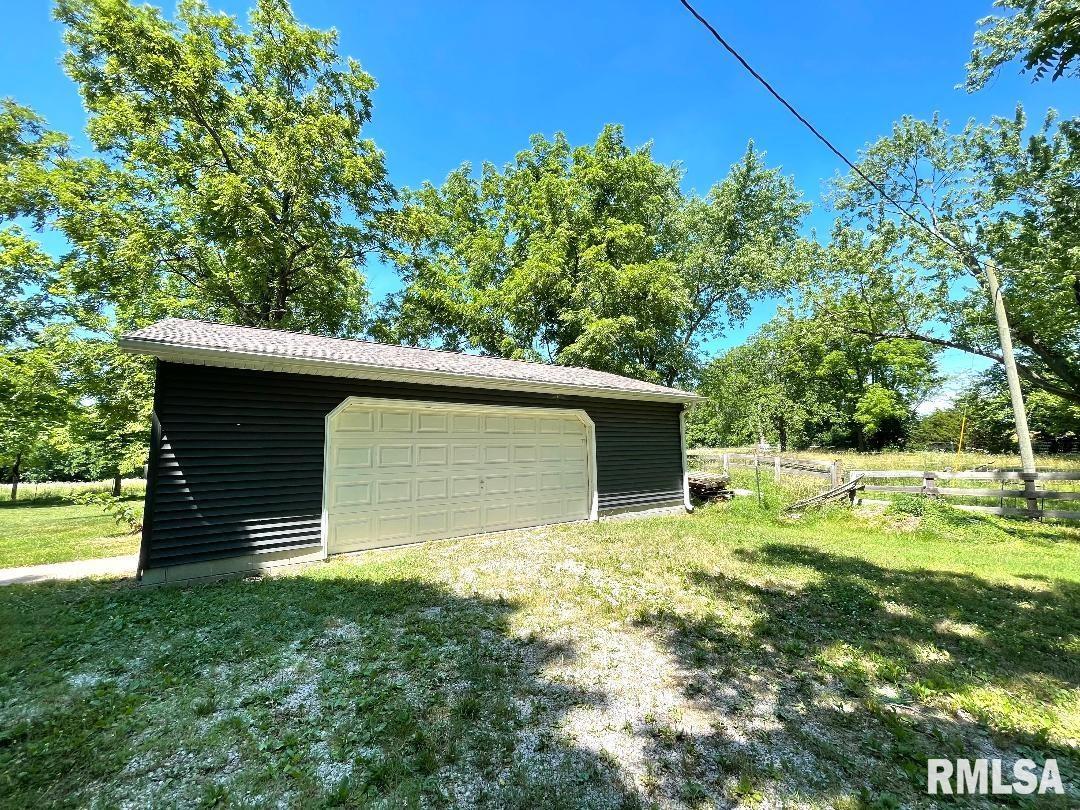 4530 East Carpenter Road Centralia, IL 62801 - Photo 21 of 23