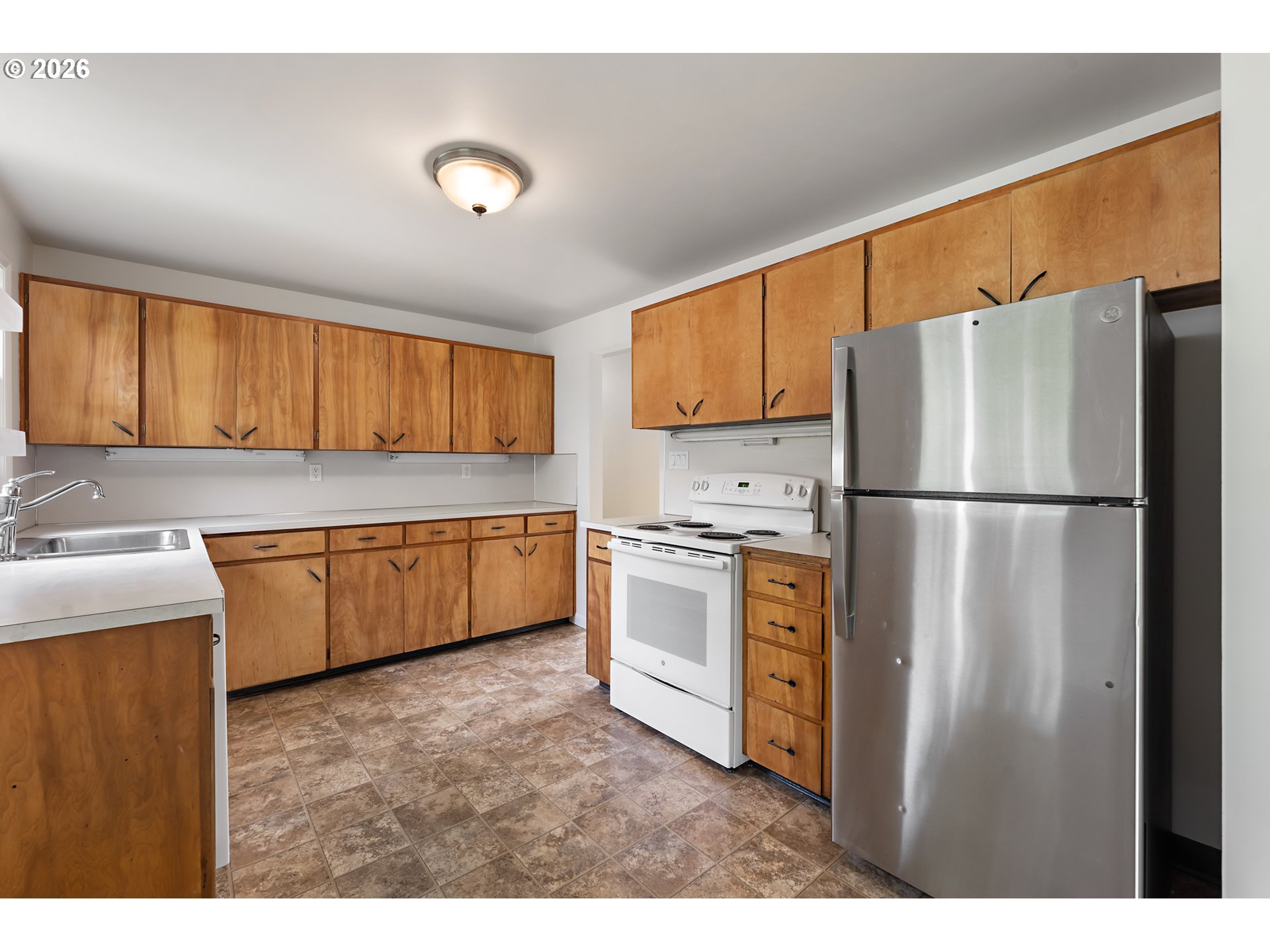 6755 Southwest Princess Avenue Beaverton, OR 97008 - Photo 11 of 35