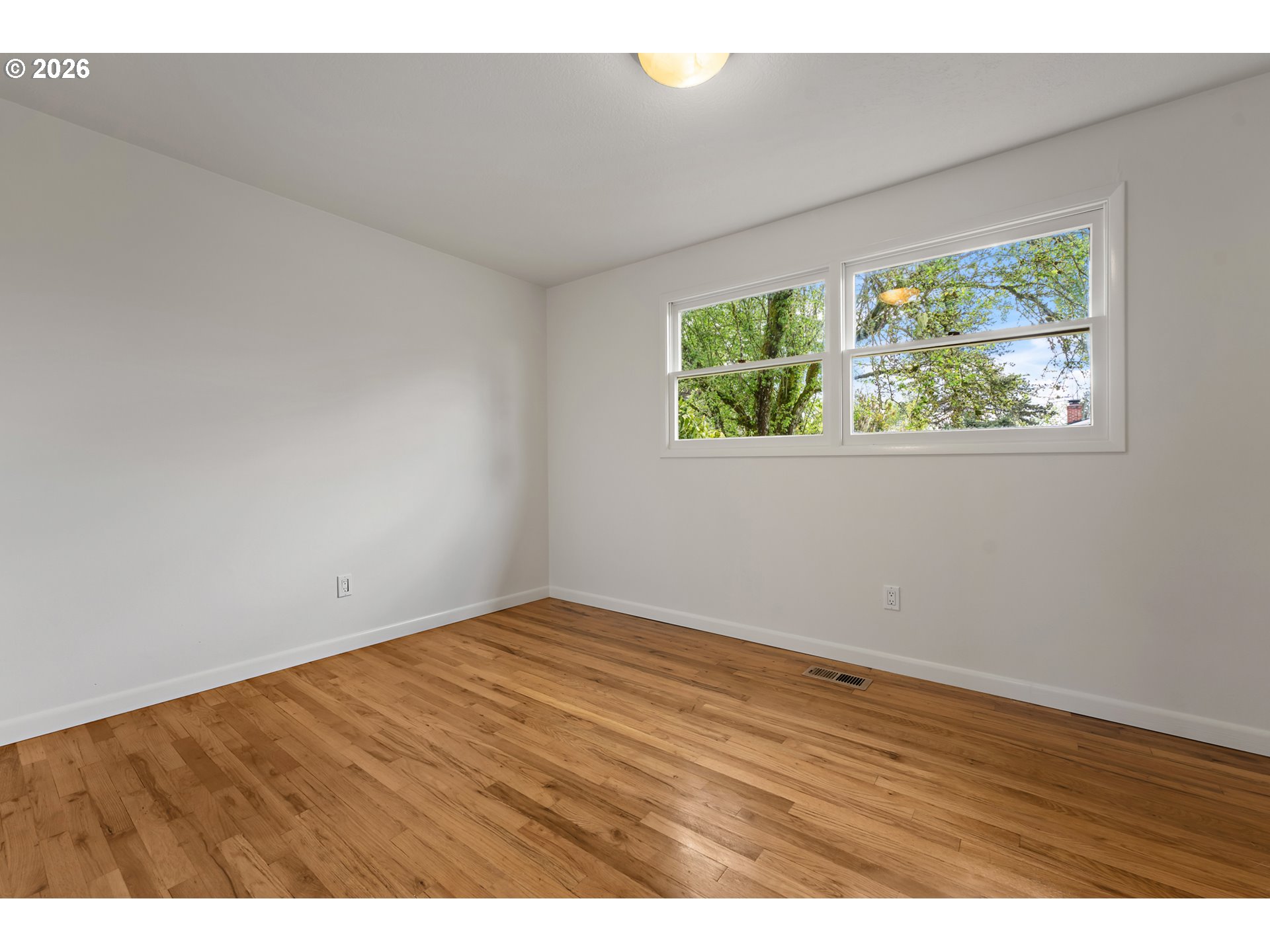 6755 Southwest Princess Avenue Beaverton, OR 97008 - Photo 15 of 35